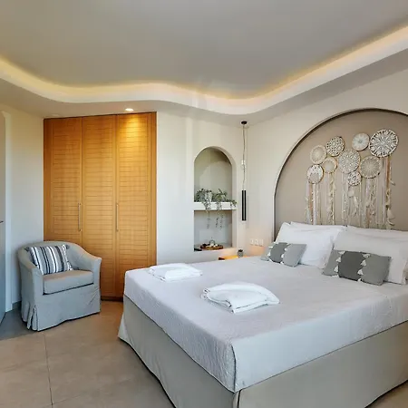 Santa Barbara Hersonisos * Hersonissos (Crete)