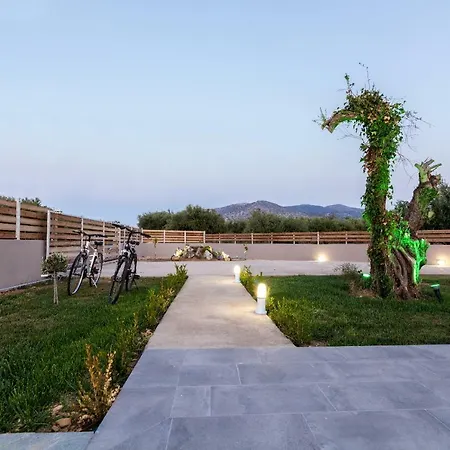 Santa Barbara Hersonisos * Hersonissos (Crete)