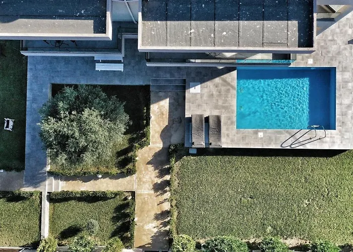 Santa Barbara Hersonisos Χερσόνησος