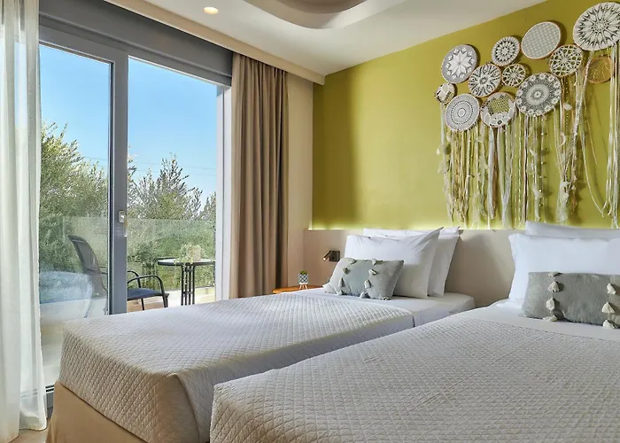 Santa Barbara Hersonisos *